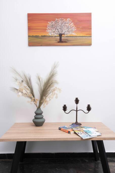 Lovely,Central, Spacious 2-Bedrooms Apartment Le Pirée Extérieur photo