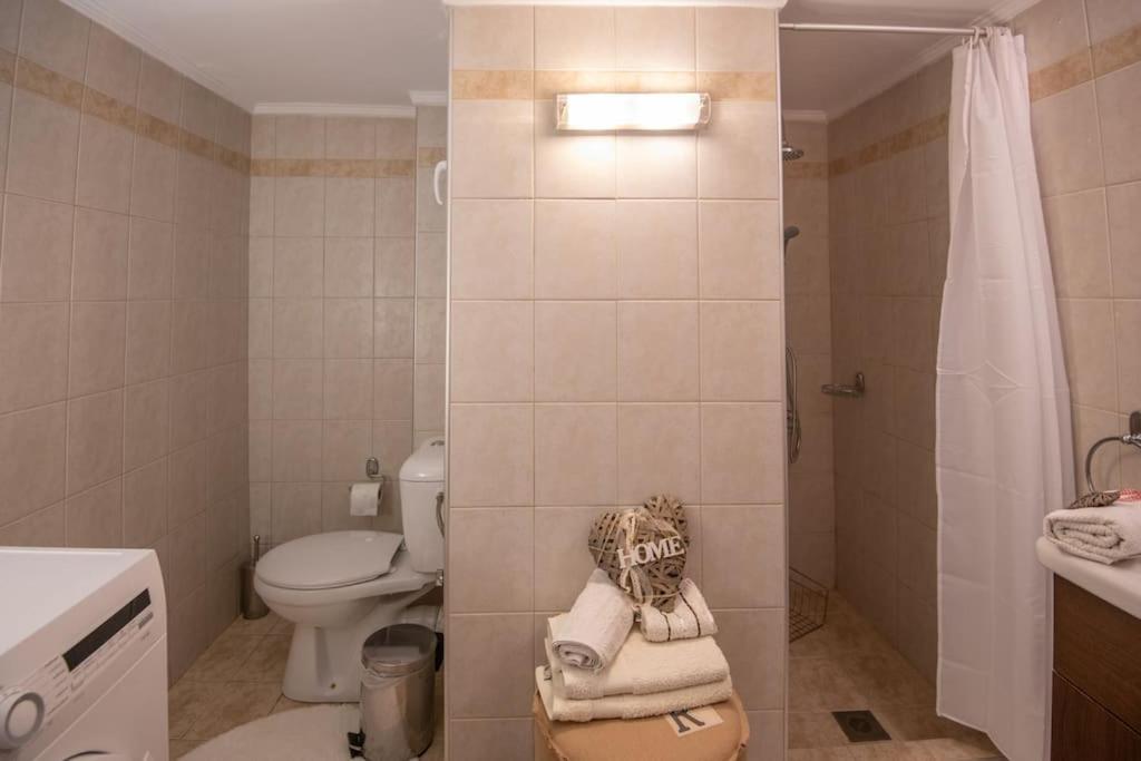 Lovely,Central, Spacious 2-Bedrooms Apartment Le Pirée Extérieur photo
